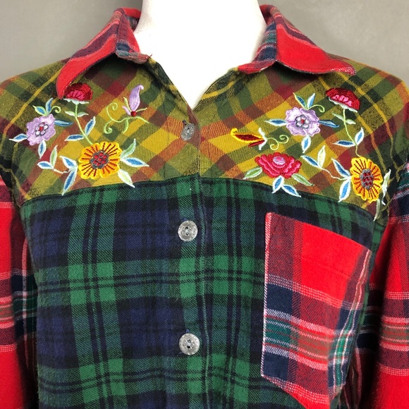 Vintage Blair Patchwork Flannel Shirt Red Blue Plaid Floral Embroidered Top - Picture 5 of 7